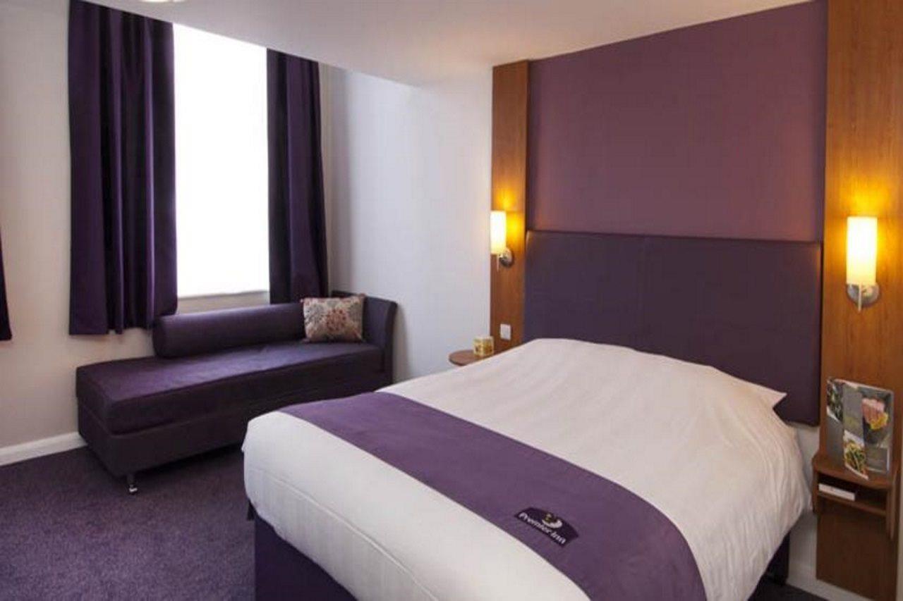 Premier Inn Abingdon ภายนอก รูปภาพ